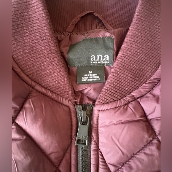 Women's a.n.a Lightweight Zip-up Bomber Jacket. Size: Medium. Color: Merlot - Picture 6 of 12